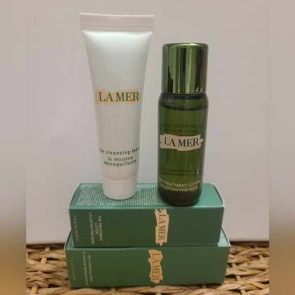 LA MER |Duo| Treatment Lotion & Cleansing Foam 1oz each - Picture 4 of 5